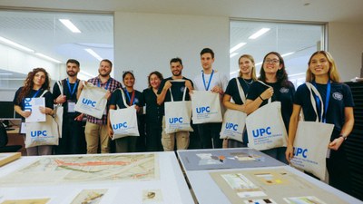 La Càtedra Gaudí acull a estudiants del Programa de Voluntariat del Patrimoni Mundial de la UNESCO que promou la Casa Batlló